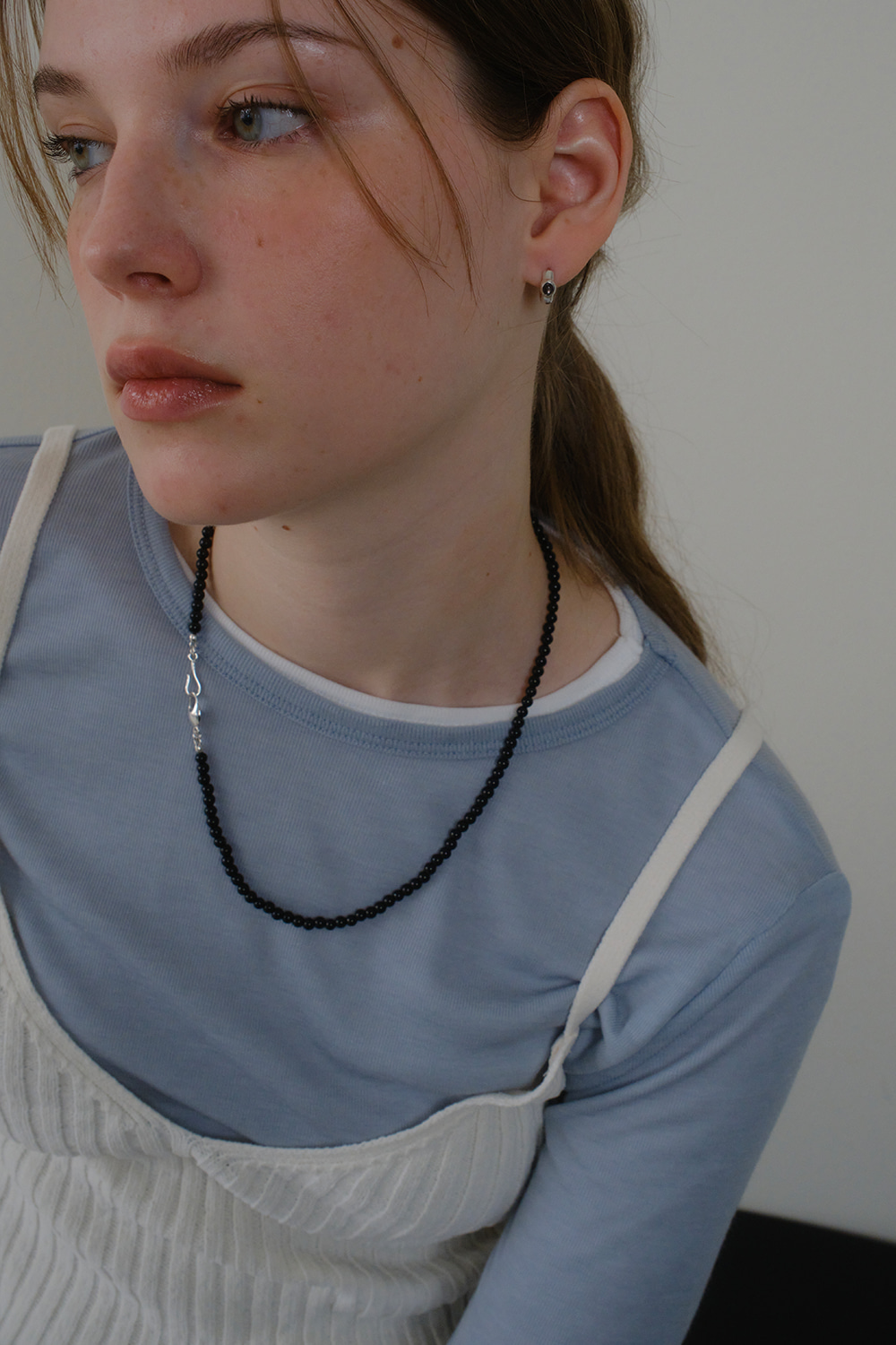 Pebble onyx necklace